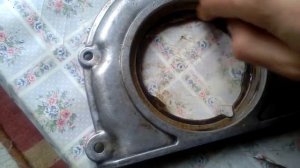 Ставим сальник в заднюю крышку