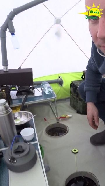 Ощущения необычные. Первый раз ночую на льду 2019г смотреть онлайн