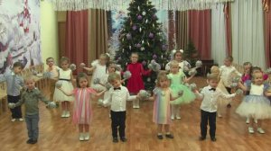 "Пляска со снежками"