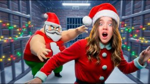 СПАСЛА НОВЫЙ ГОД ОТ ЗЛОГО САНТЫ! КВИНКА УБЕГАЕТ!