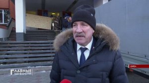 Праздничную посылку отправили на фронт орловские депутаты.