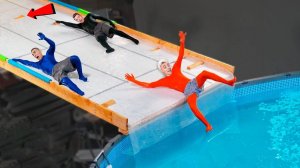 Выжить на СКОЛЬЗКОЙ ГОРКЕ Челлендж !   А4