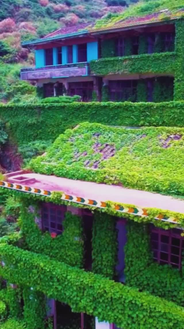 Заброшенная деревня на острове_Китай смотреть онлайн