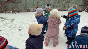 "Веселый снеговик" - лепят снеговичка самые маленькие Funny Ant Malahovka