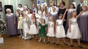 "Песня остается с человеком" ( А.Островский, С. Островой  ) - поют И.Негина,с.Никулин и все-все