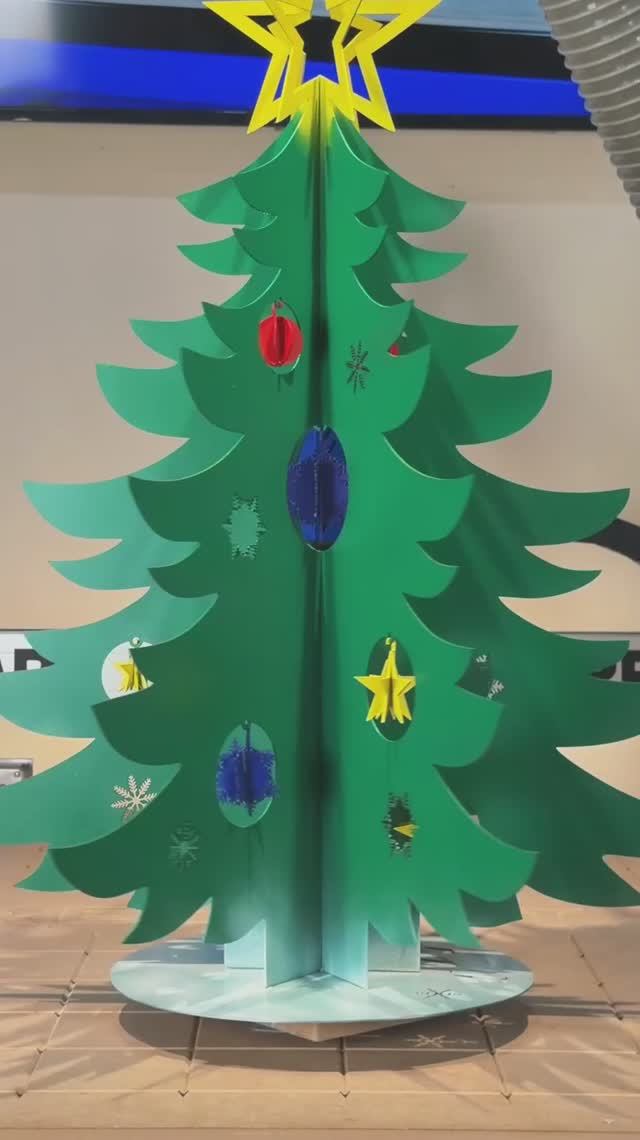 Лазерный станок с ЧПУ для резки металла. Savinsname смотреть онлайн