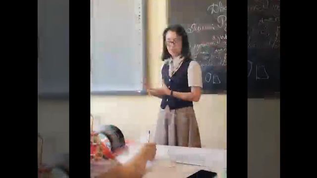 Видеовизитка учителя географии Аршиевой М.М. к конкур? смотреть онлайн