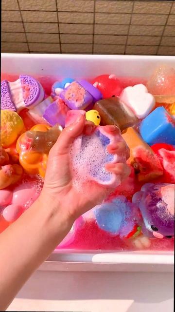 Моем прикольные игрушки 🛁🚿🧴 смотреть онлайн