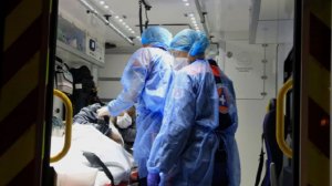 Мужчина ранил трех женщин в парижском метро