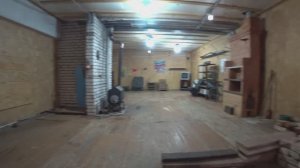 Гараж по цене квартиры, ищу варианты на Авито.