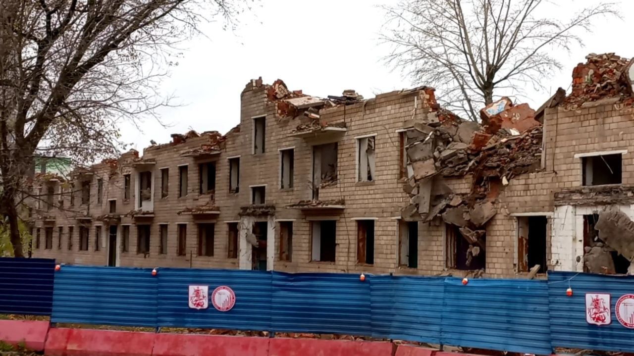 Снос хрущовок. Москва уходящая... смотреть онлайн