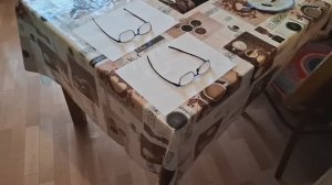 Выпрямляем/сгибаем душки очков.