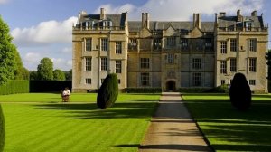 Волчий зал: Зеркало и свет