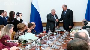 Традиционная церемония награждения прошла в Правительстве республики