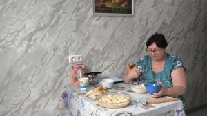 Пеку банановый пирог, лёгкий, ароматный и беседую о том о сём.