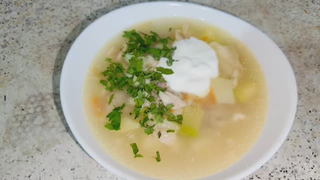 Картофельный суп с кабачком смотреть онлайн