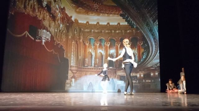 Первый танец Валентины в пуантах_Отчётный концерт в БДТ 25.12.2025 смотреть онлайн