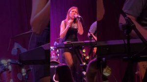 Концерт группы Fish Out Of Water в баре 16 tones на Новом Арбате