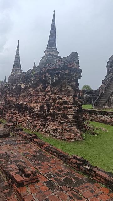 Где короли молились одни на один с Буддой смотреть онлайн