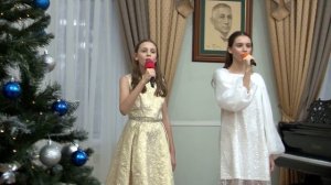 «Ave, Maria»  (Дж. Каччини-В. Вавилов ) - поют   Мария и София Масленниковы