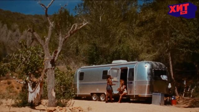 CALVIN HARRIS/CLEMENTINE DOU... — BLESSINGS смотреть онлайн