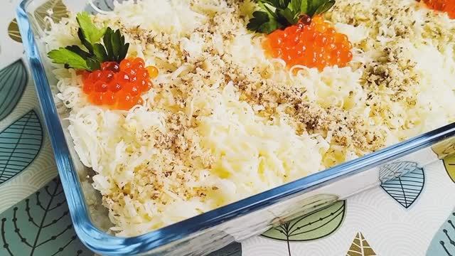 Новый салат из горбуши вместо надоевшей Мимозы🥗 смотреть онлайн