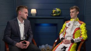 В программе "Вечер у камина" 16-летний гонщик Андрей Адайкин