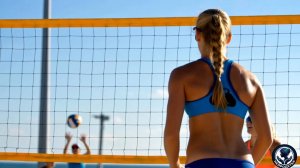 Игра в пляжный волейбол / Красивые девушки / Часть 17