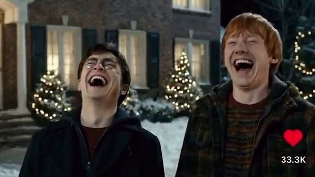 ИИ собрал кроссовер из фильмов Один дома, Джон Уик, Дэдпул, Гарри Поттер, Форсаж, Игра престолов.