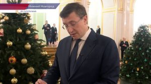 Губернатор Нижегородской области перед заседанием Госсовета снял с «Ёлки желаний» открытки