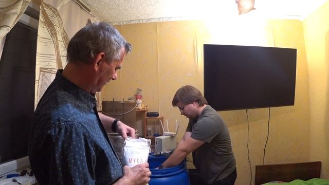 Студент,мой ученик научился ставить бражку на муке лу? смотреть онлайн