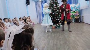 новый год. утренник в детсеом саду у Ярослава.mp4