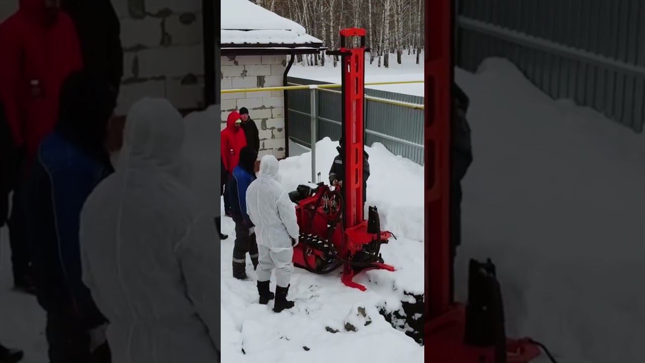 Реальное бурение с пневмоударником. Самоходная буровая установка СБУ 2020 #буровая #буроваясбу смотреть онлайн