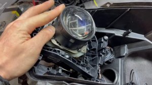 Audi Q5 адаптив  - ремонт фар, замена линз, диодные Expression Drive