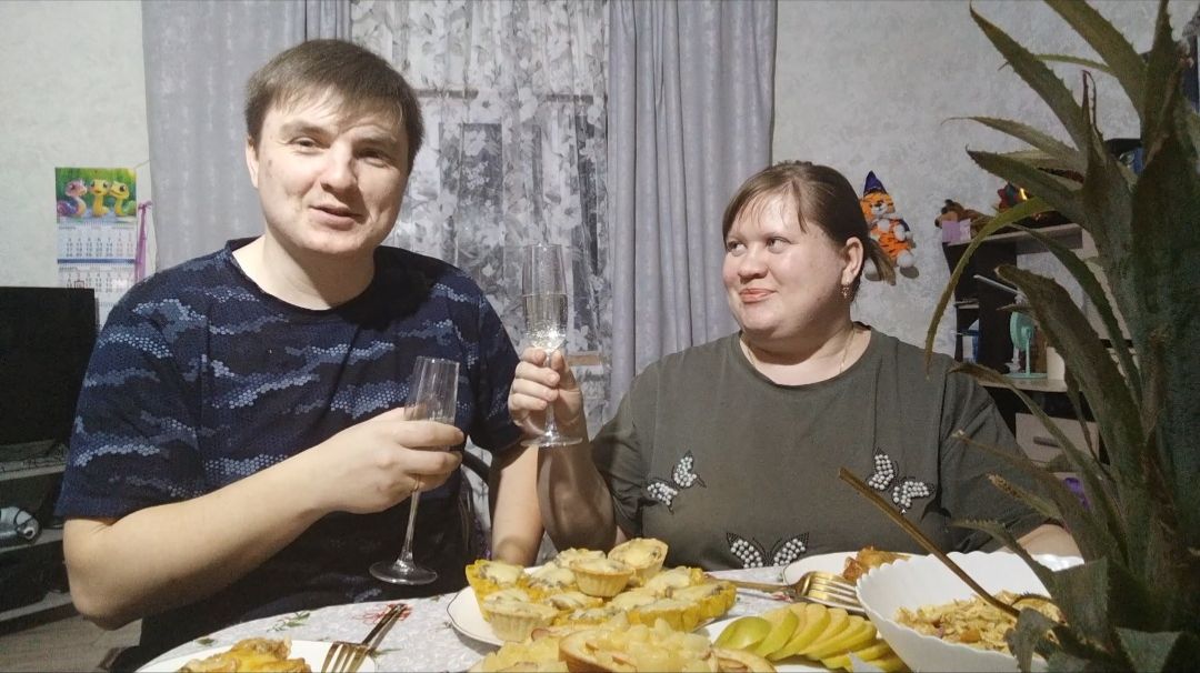 КАК ЖЕ КРУТО МЫ ОТПРАЗДНОВАЛИ МОЙ ЮБИЛЕЙ! / Я ОЧЕНЬ РАД! 🤩 смотреть онлайн