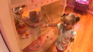 ЛАЙК НАСТЯ в гостях у Hello Kitty Влог на детской площадке Дом Китти