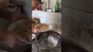 Китаец делает ...🤔