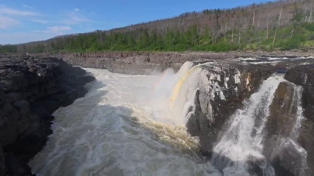 Большой Курейский водопад на плато Путорана. Самый большой в Евразии по водосбросу. смотреть онлайн
