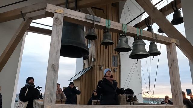 Колокольный звон, Елена Богатова. Колокольня Троицкого собора Псковского кремля, 9.01.2025 смотреть онлайн