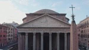 НОВОГОДНИЕ КАНИКУЛЫ С ИСТОРИЕЙ