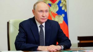 Путин поздравил спасателей с профессиональным праздником