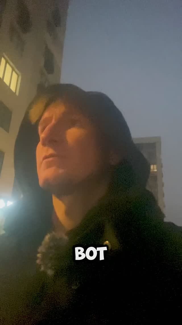 Как найти девушку??? #whitesiberia #рек #тренд #юмор #смех #самокат #скетч #смешно #fun #шортс смотреть онлайн