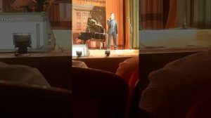 Песня о тревожной молодости.