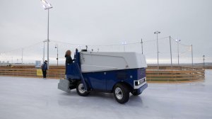 Тебе водить. Сложные перекрестки, ремонт системы охлаждения, ледозаливочный комбайн