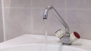 Жители северных микрорайонов Калуги вторые сутки остаются без воды