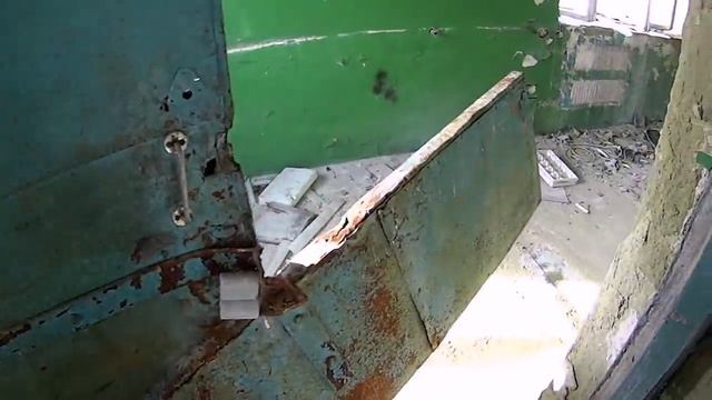 Очередное_заброшенное_предприятие_Здесь_работало_2000_челове смотреть онлайн