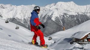 Курорт "Красная Поляна" в Сочи закрыл трассы из-за лавинной опасности