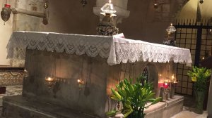 Бари, к мощам Святого Николая Чудотворца.