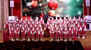 Новогоднее представление хора "Родничок"