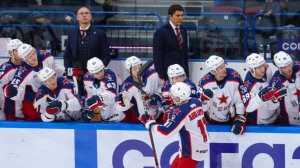 ХК ЦСКА прервал трехматчевую серию поражений, обыграв "Торпедо" со счетом 3:2